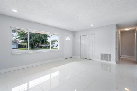 9611 Saddlebrook Drive Boca Raton FL 33496