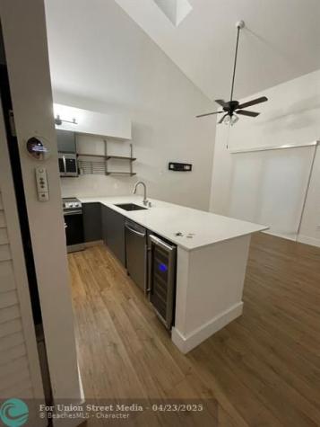 448 SE 14th Street Dania Beach FL 33004
