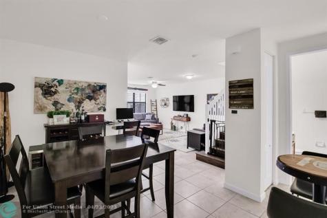 8455 Lakeview Trail Parkland FL 33076