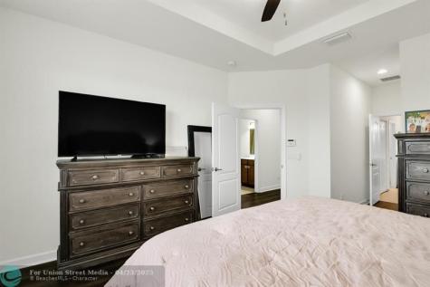 8455 Lakeview Trail Parkland FL 33076