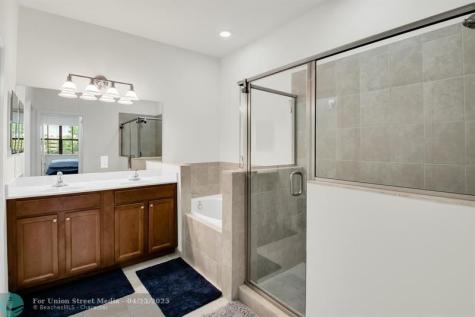 8455 Lakeview Trail Parkland FL 33076