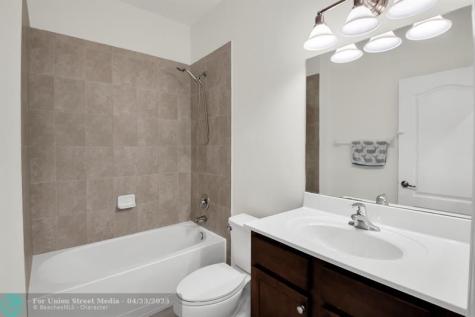 8455 Lakeview Trail Parkland FL 33076