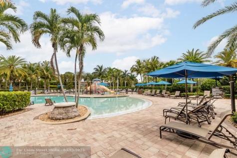 8455 Lakeview Trail Parkland FL 33076