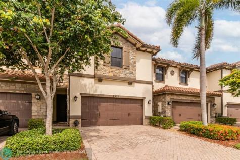 8455 Lakeview Trail Parkland FL 33076