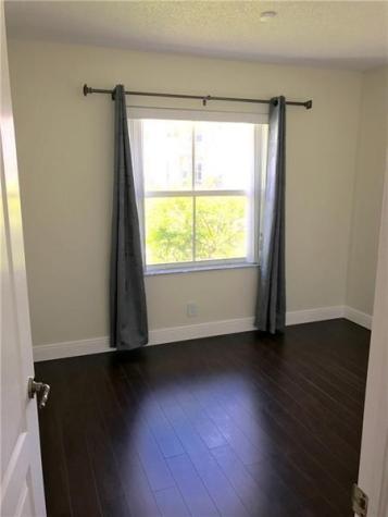 9821 Red Heart Lane Tamarac FL 33321