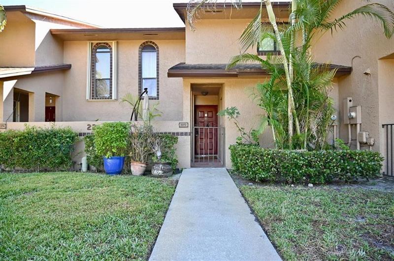 2372 NW 39th Avenue Coconut Creek FL 33066