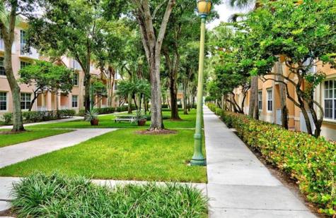 4784 S Central Boulevard Jupiter FL 33458