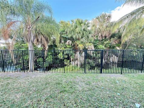 8971 SW 9th Street Boca Raton FL 33433
