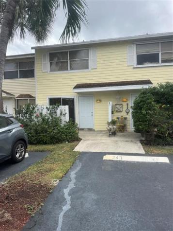2845 NE 15th Street Pompano Beach FL 33062