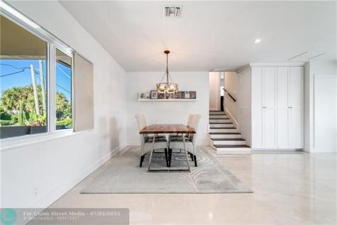 2948 NE 35th Court Lighthouse Point FL 33064