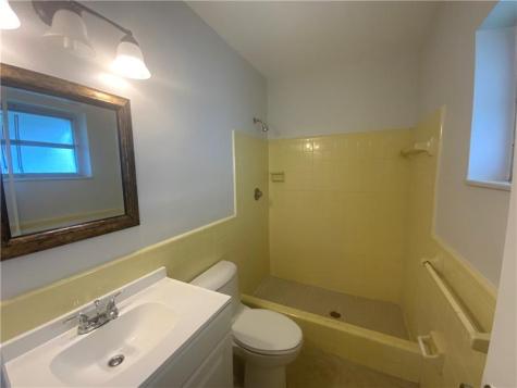 7104 NW 70th Street Tamarac FL 33321