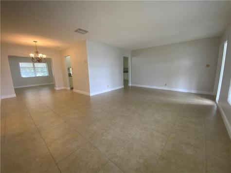 7104 NW 70th Street Tamarac FL 33321
