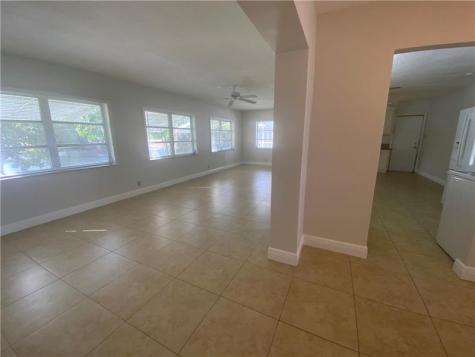 7104 NW 70th Street Tamarac FL 33321