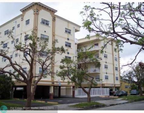 2008 Jackson Street Hollywood FL 33020
