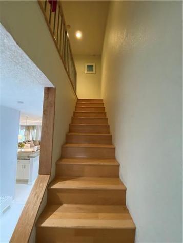 21135 Helmsman Drive Miami FL 33180
