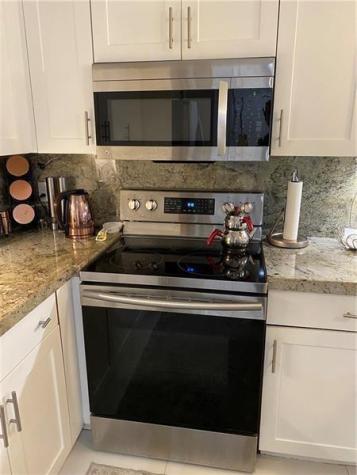 21135 Helmsman Drive Miami FL 33180