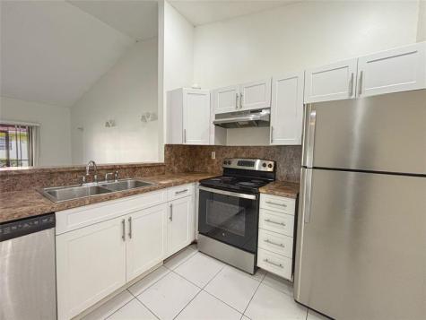 3553 Riverside Drive Coral Springs FL 33065