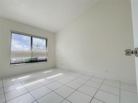 3553 Riverside Drive Coral Springs FL 33065