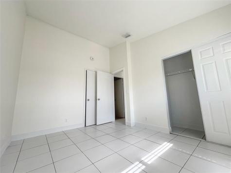 3553 Riverside Drive Coral Springs FL 33065