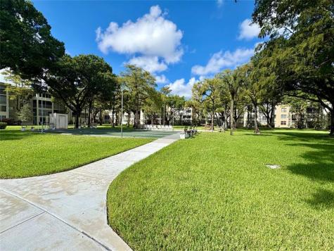 2998 NW 48th Terrace Lauderdale Lakes FL 33313