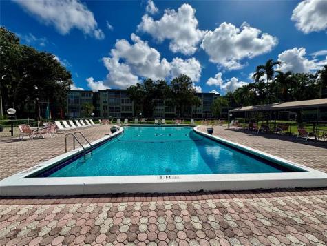 2998 NW 48th Terrace Lauderdale Lakes FL 33313