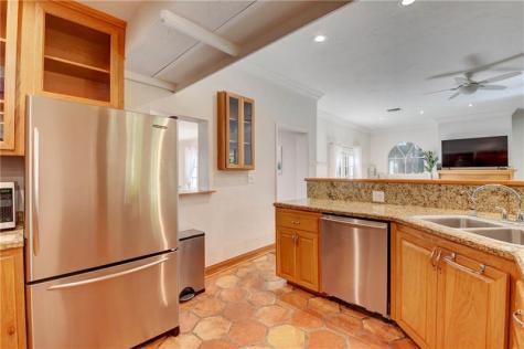 302 NW 11th Street Delray Beach FL 33444