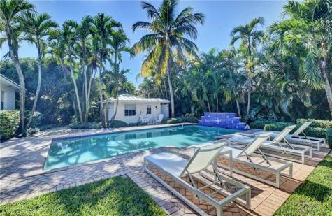 302 NW 11th Street Delray Beach FL 33444