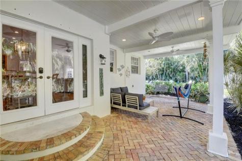 302 NW 11th Street Delray Beach FL 33444