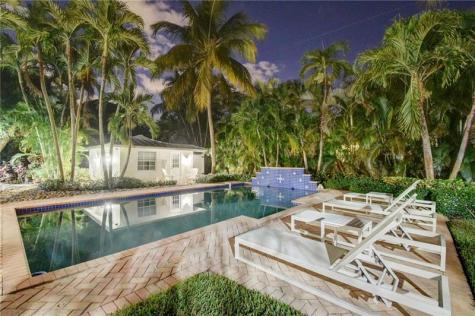 302 NW 11th Street Delray Beach FL 33444