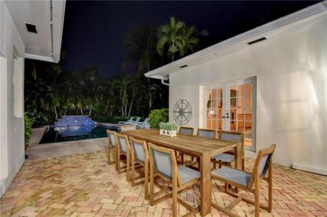 302 NW 11th Street Delray Beach FL 33444