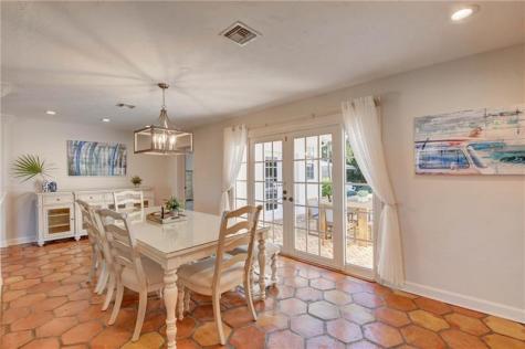 302 NW 11th Street Delray Beach FL 33444