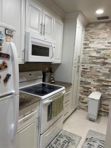 3341 Cocoplum Circle Coconut Creek FL 33063