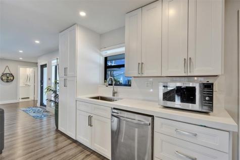 310 SE 13th Court Pompano Beach FL 33060