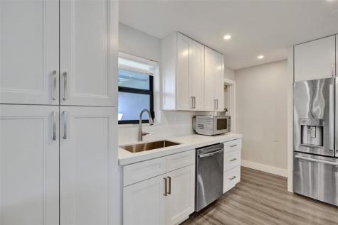 310 SE 13th Court Pompano Beach FL 33060
