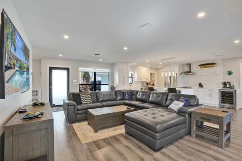 310 SE 13th Court Pompano Beach FL 33060