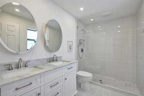 310 SE 13th Court Pompano Beach FL 33060