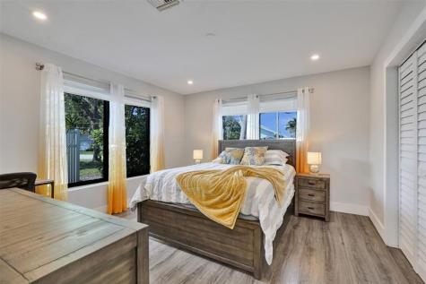310 SE 13th Court Pompano Beach FL 33060