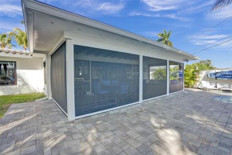 310 SE 13th Court Pompano Beach FL 33060