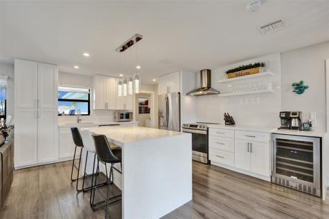 310 SE 13th Court Pompano Beach FL 33060
