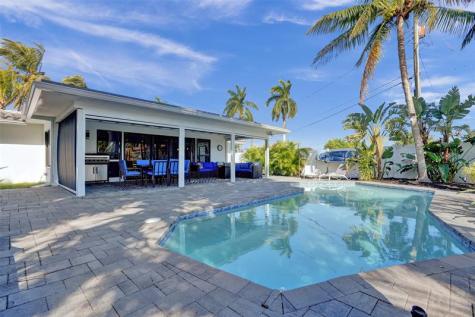 310 SE 13th Court Pompano Beach FL 33060