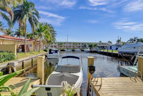 310 SE 13th Court Pompano Beach FL 33060