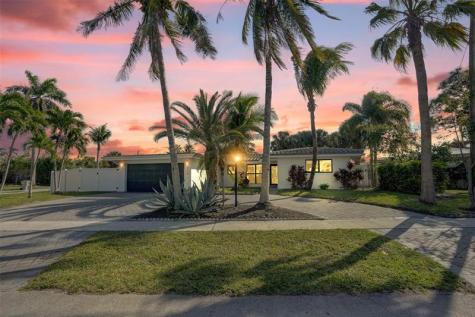 310 SE 13th Court Pompano Beach FL 33060