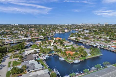 310 SE 13th Court Pompano Beach FL 33060
