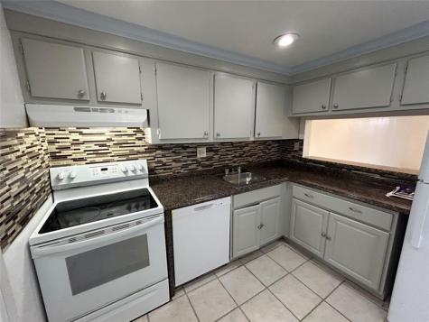 8000 Fairview Drive Tamarac FL 33321