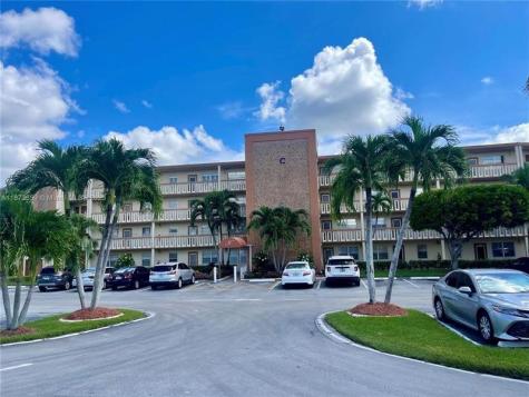 2042 Newcastle C Boca Raton FL 33434