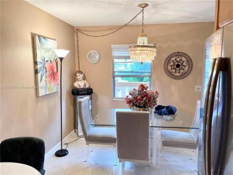 2042 Newcastle C Boca Raton FL 33434
