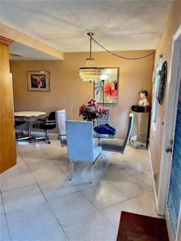 2042 Newcastle C Boca Raton FL 33434