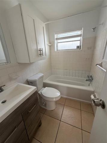 237 SE Park Street Dania Beach FL 33004