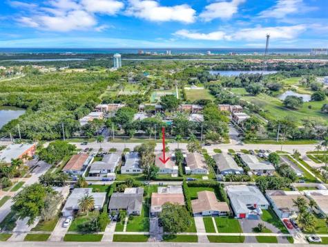 2118 N 14 Avenue Hollywood FL 33020