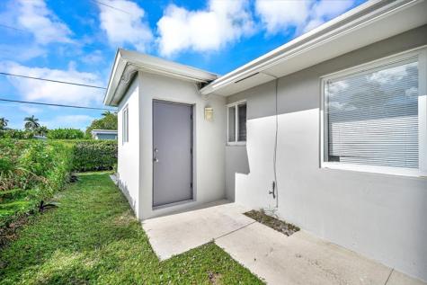 2118 N 14 Avenue Hollywood FL 33020